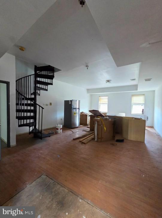 701 W GIRARD AVENUE 3