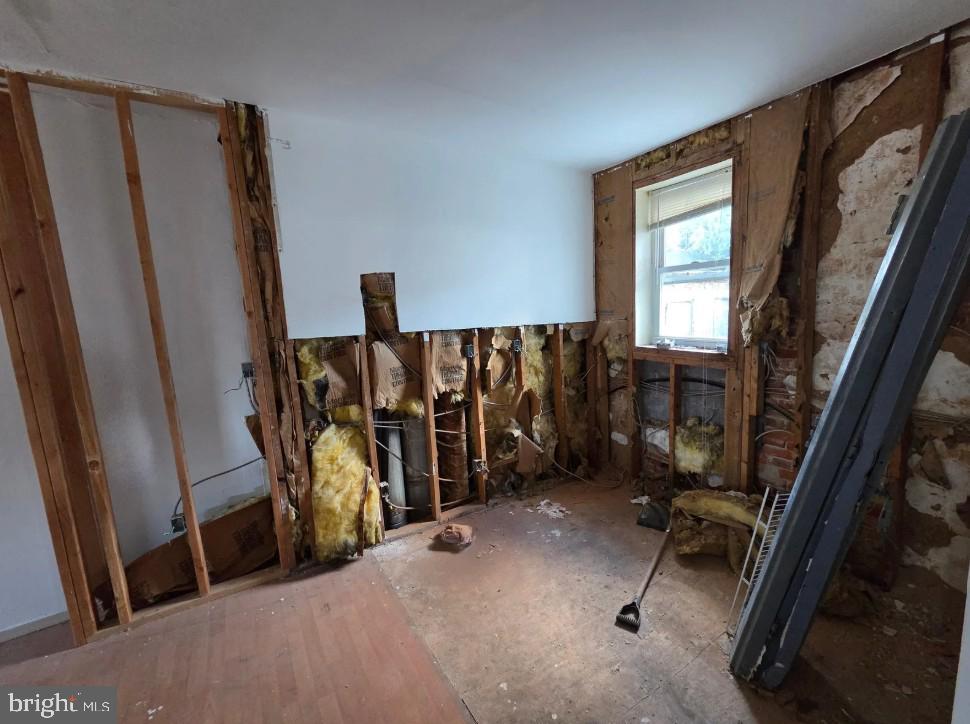 701 W GIRARD AVENUE 3