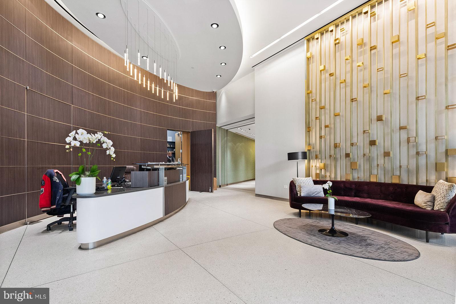 2101 MARKET STREET 305