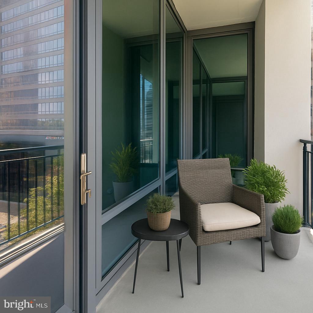 2101 MARKET STREET 305