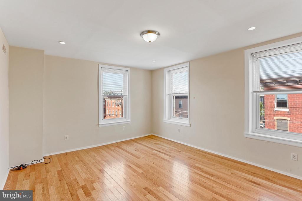 767 S 15TH STREET