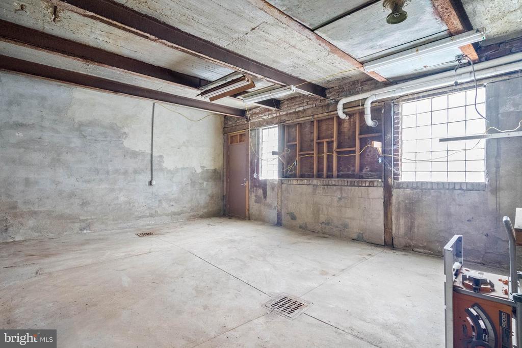 767 S 15TH STREET