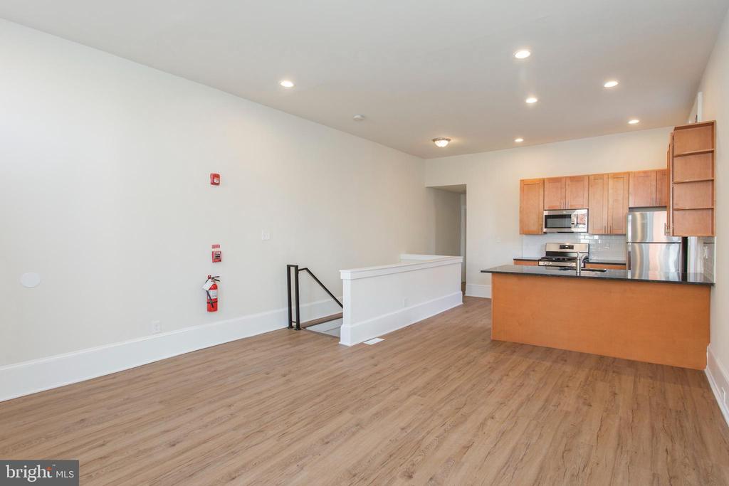 767 S 15TH STREET
