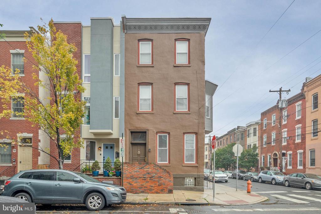 767 S 15TH STREET