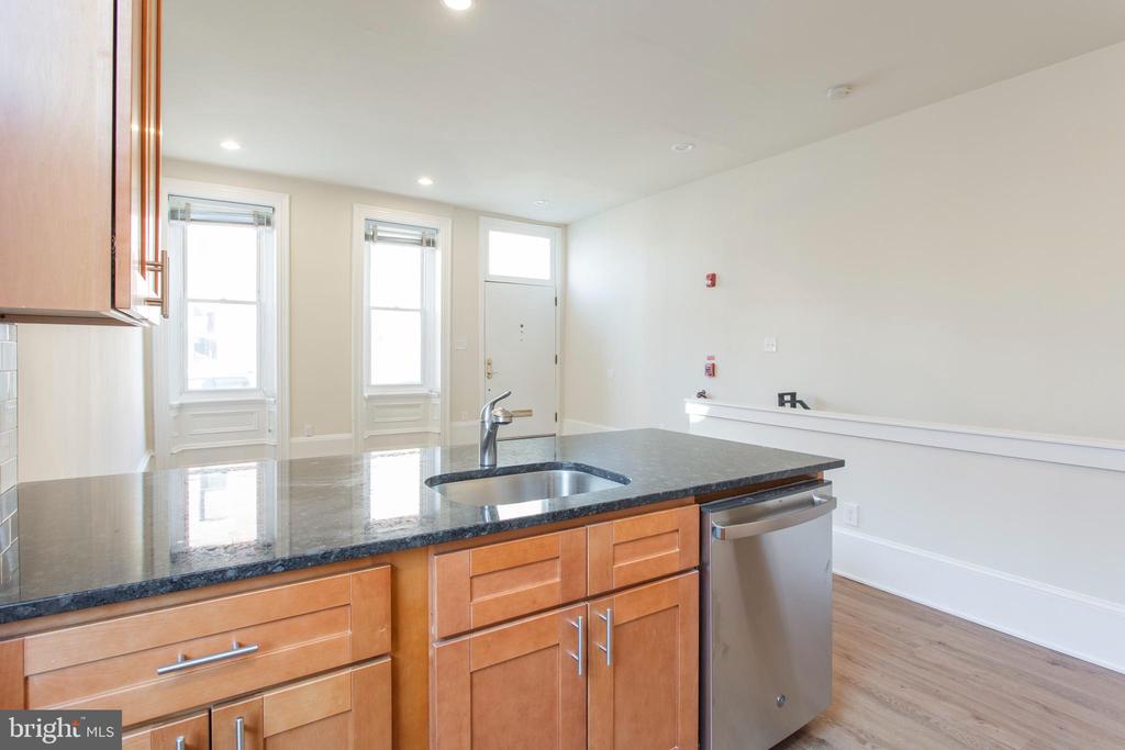 767 S 15TH STREET