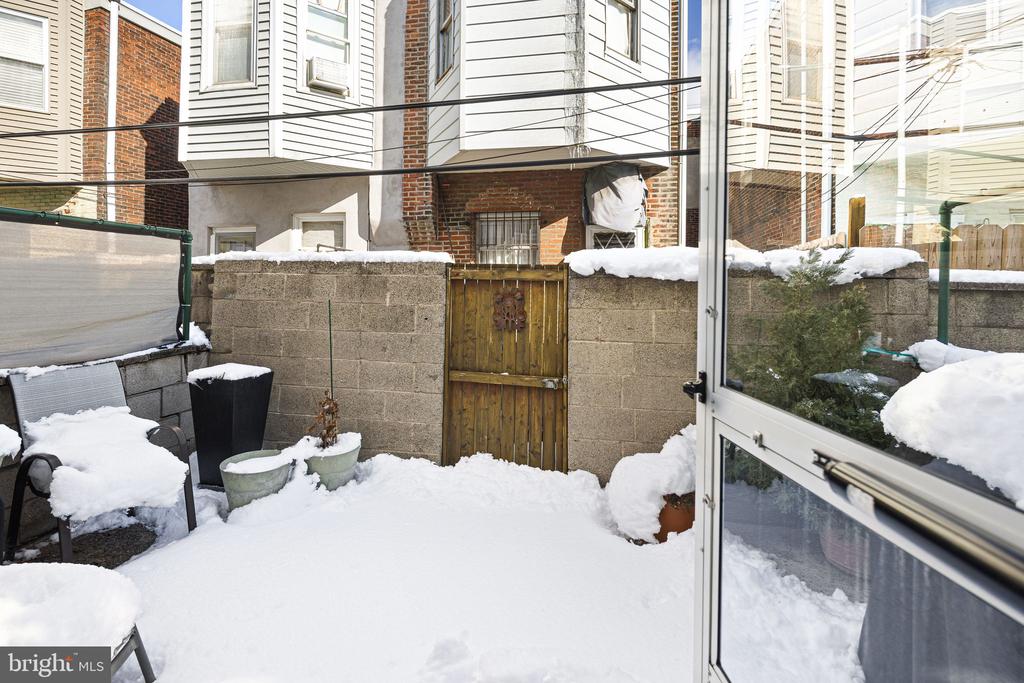 1909 DURFOR STREET