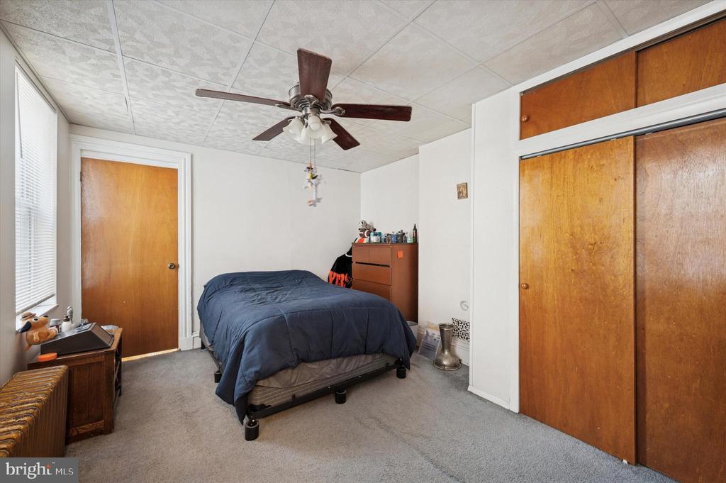 1226 S 10TH STREET