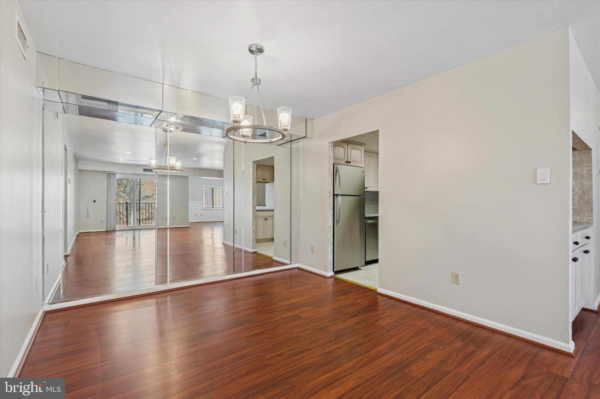 3204 DELAIRE LANDING ROAD 3204