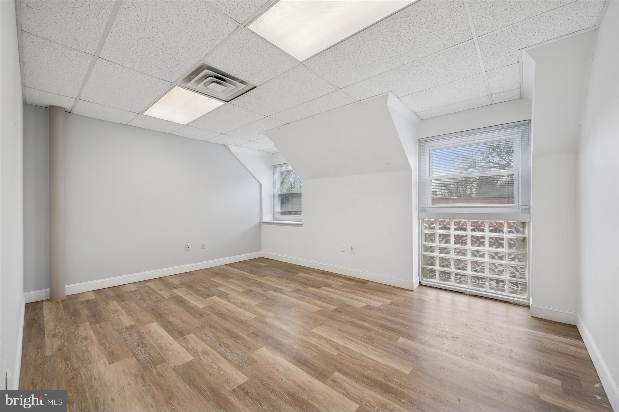 53 E ARMAT STREET 69