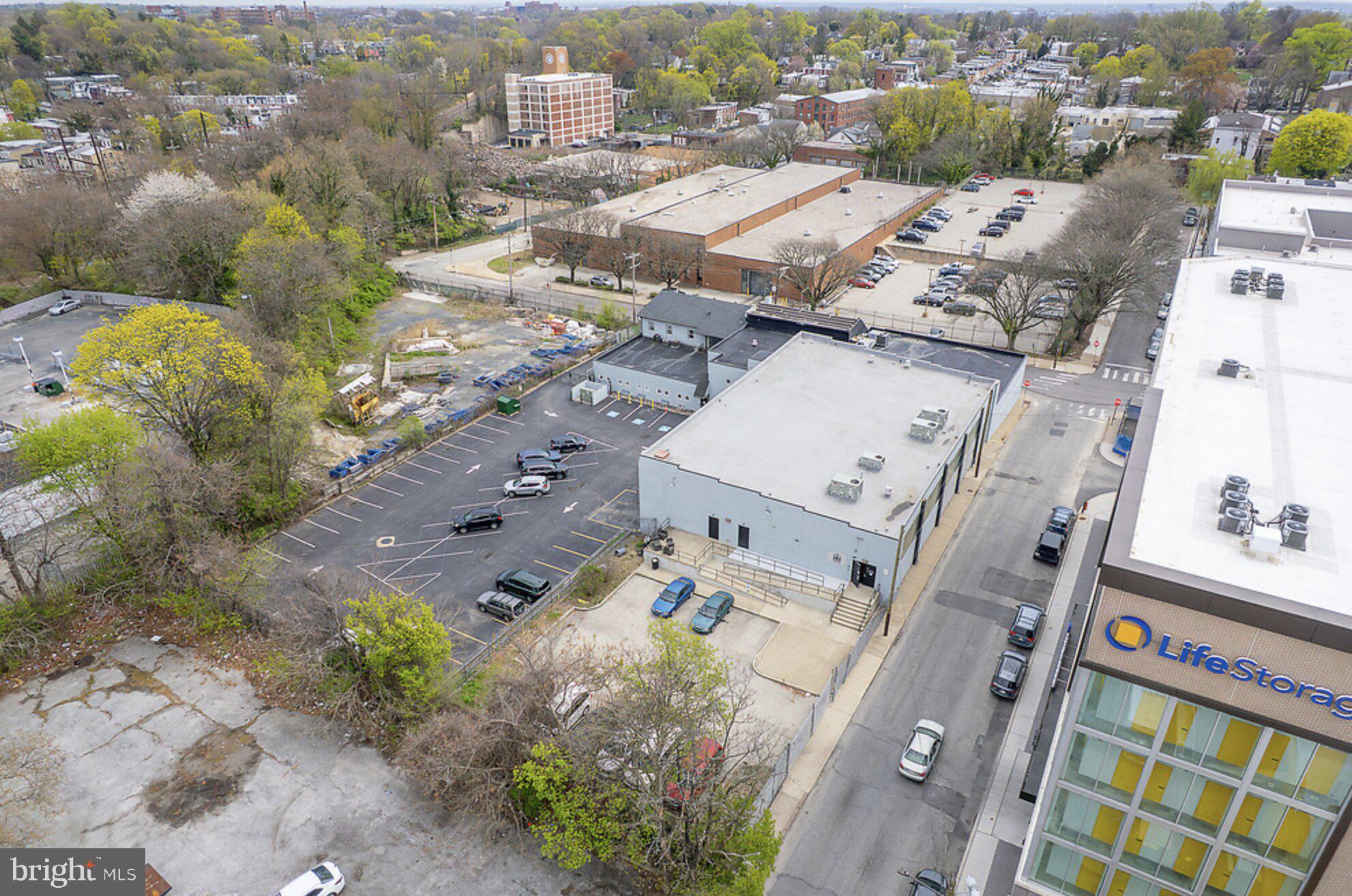 53 E ARMAT STREET 69