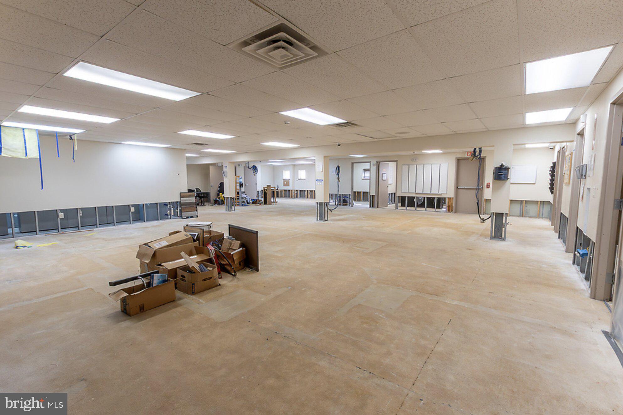 53 E ARMAT STREET 69