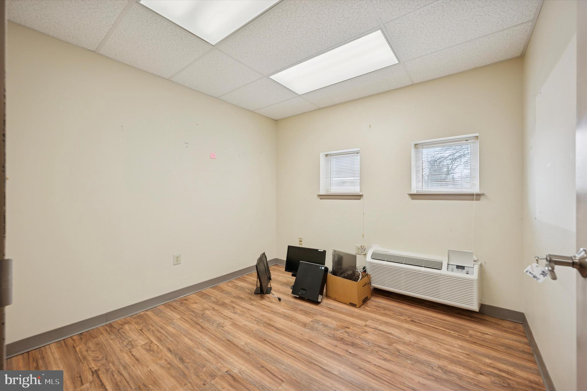 53 E ARMAT STREET 69