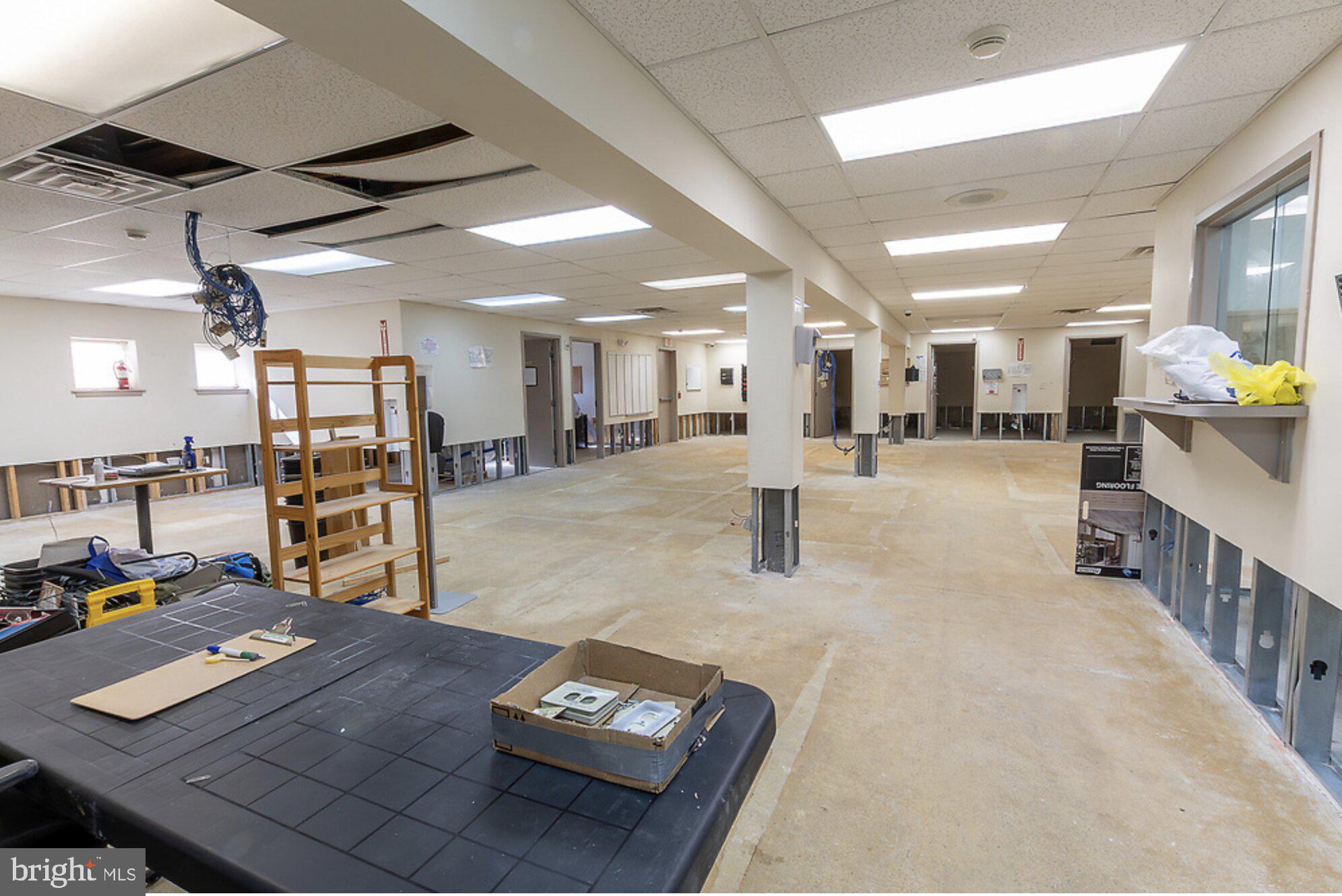 53 E ARMAT STREET 69