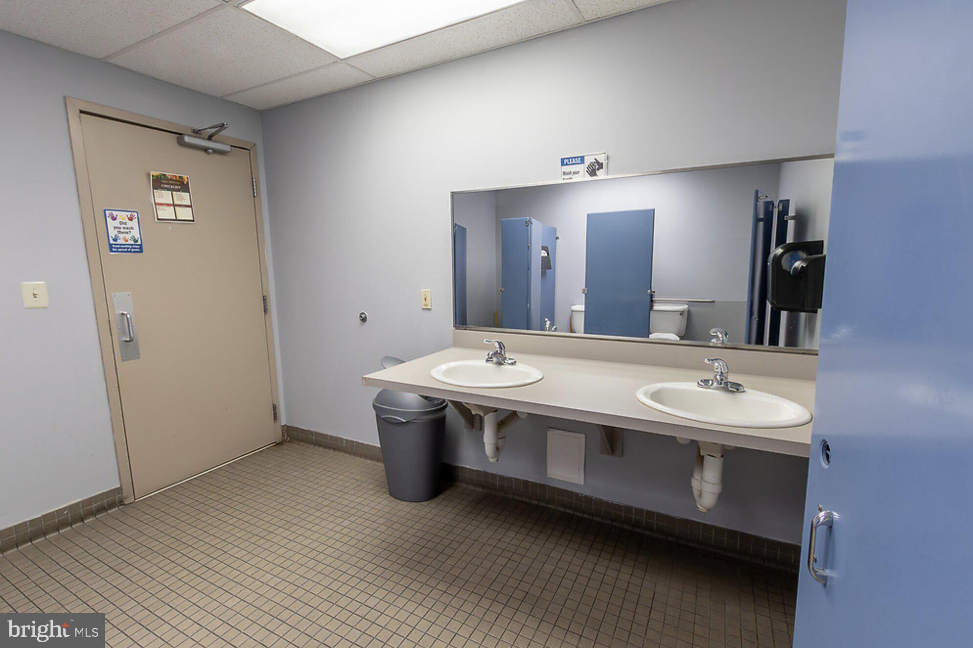 53 E ARMAT STREET 69