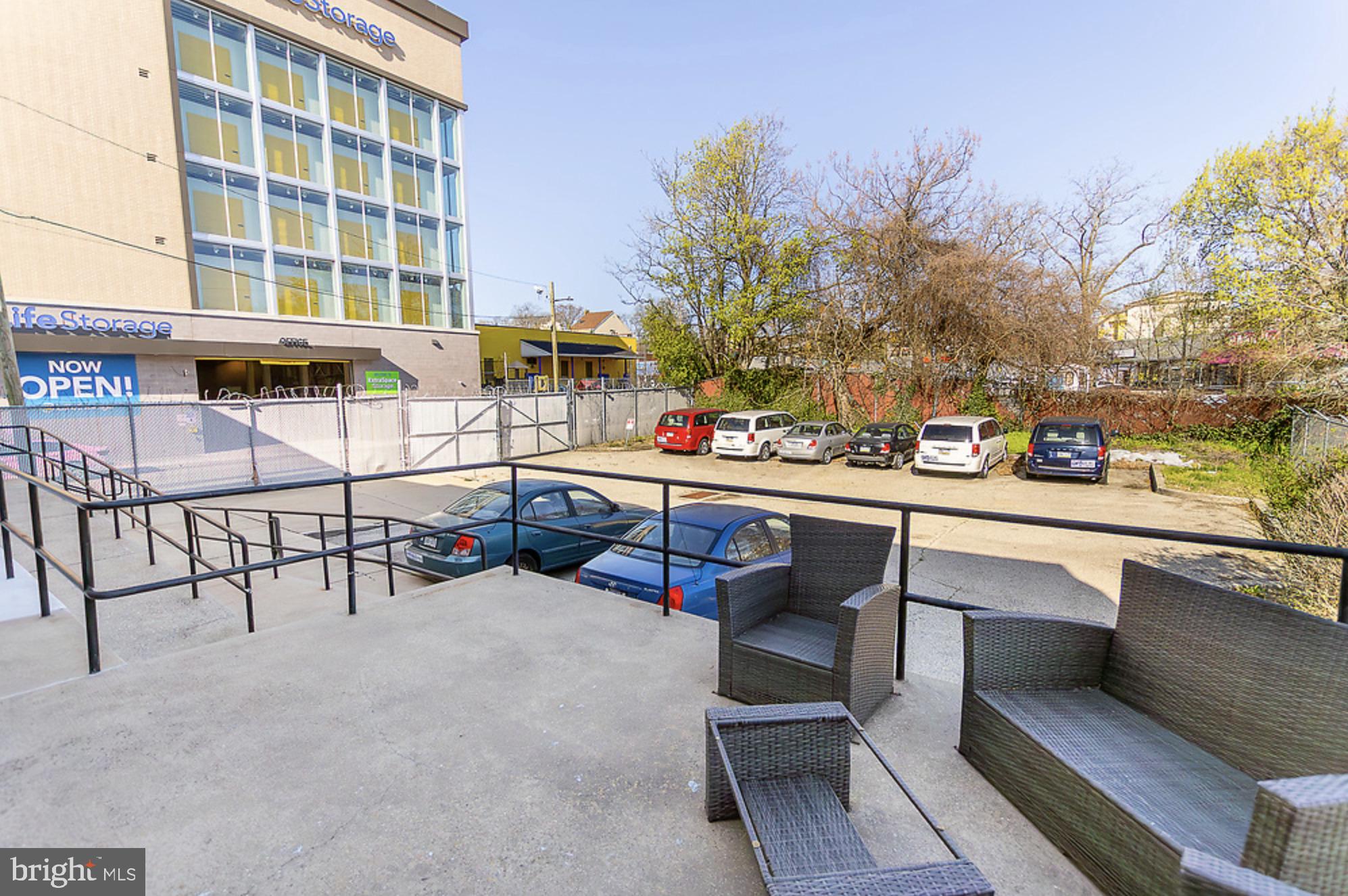 53 E ARMAT STREET 69