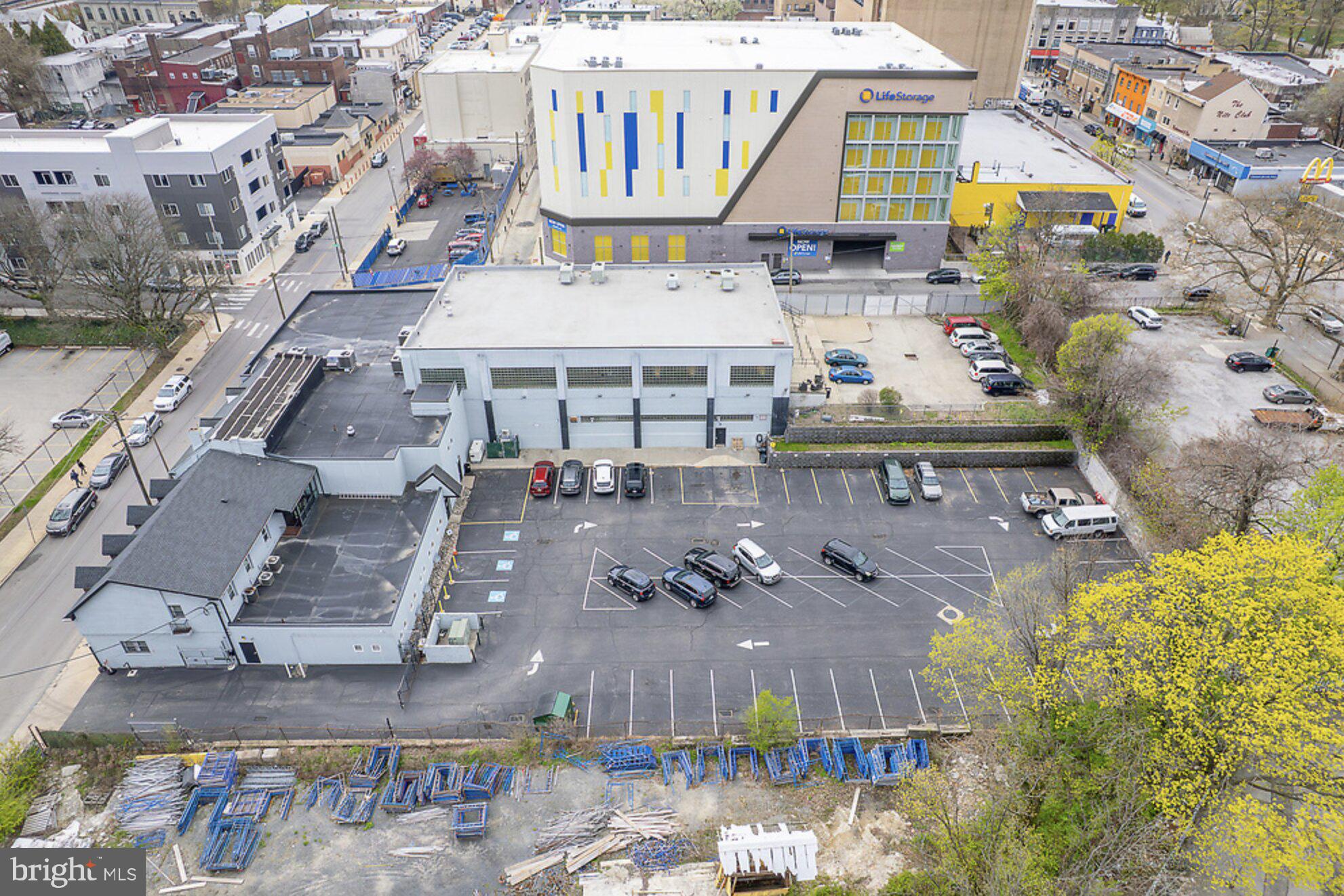 53 E ARMAT STREET 69