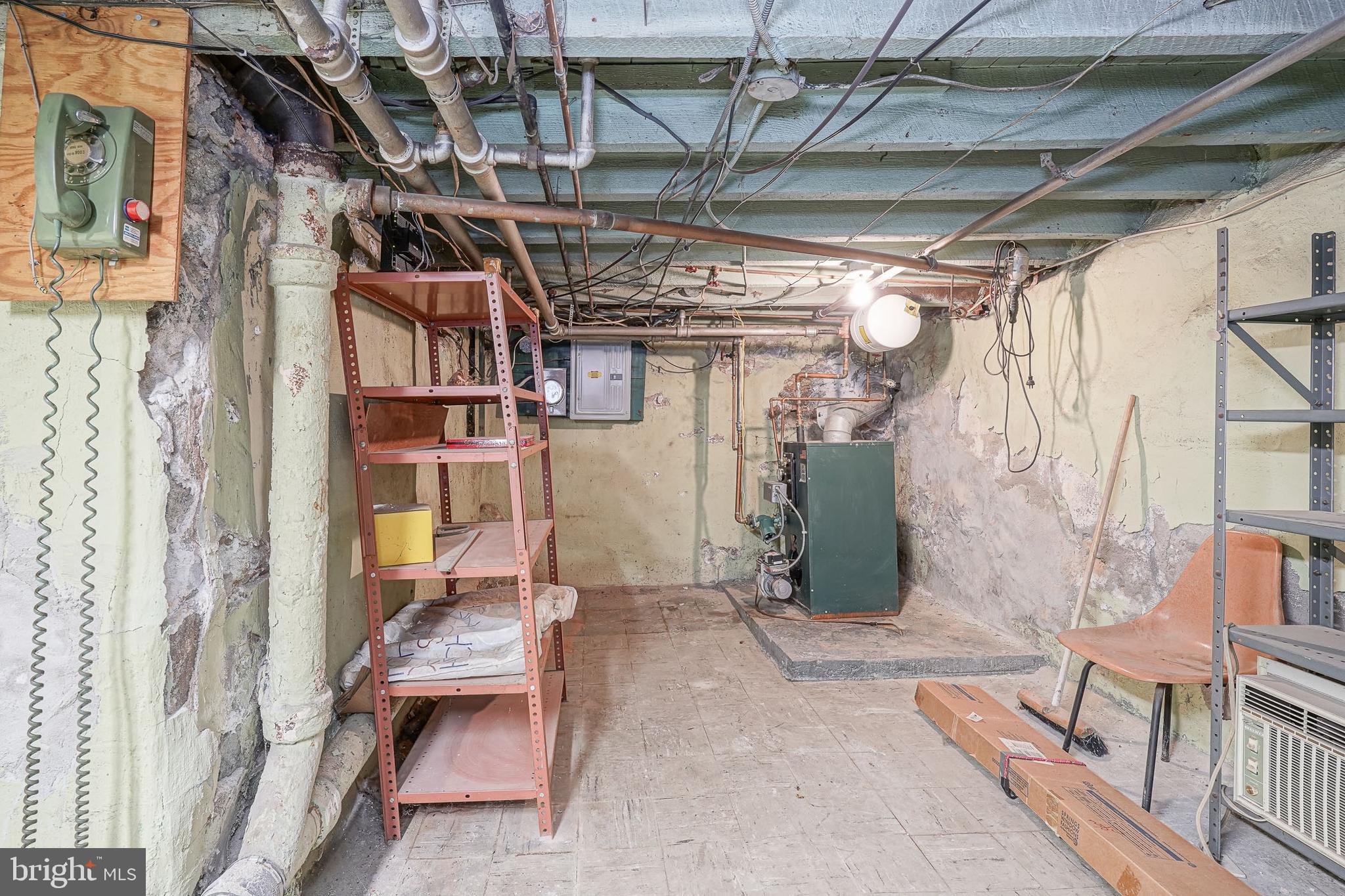 2522 S WARNOCK STREET