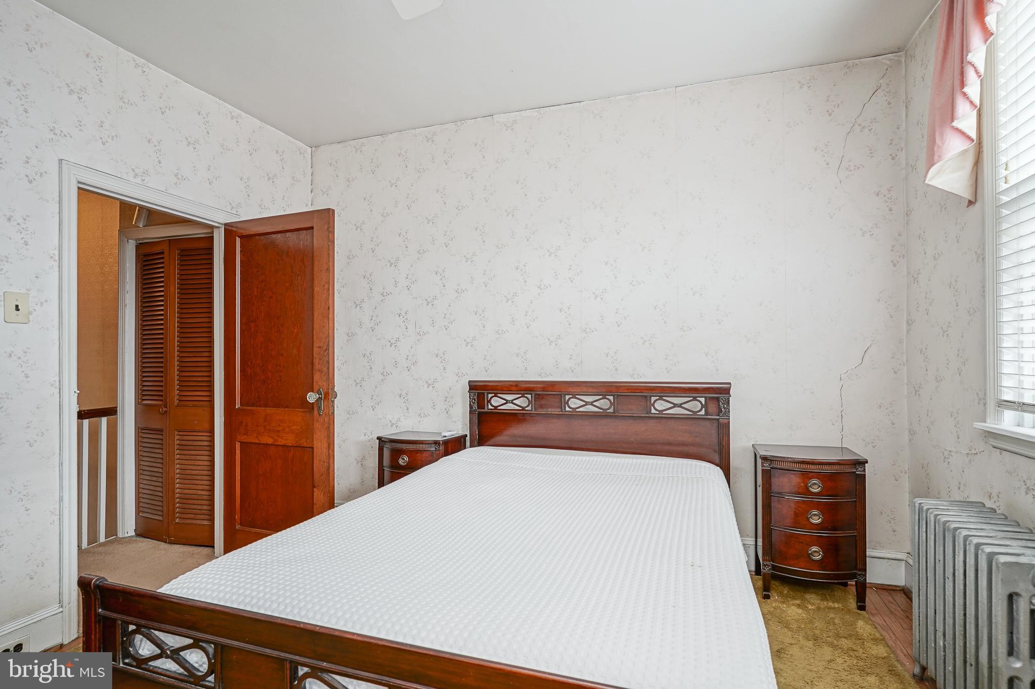 2522 S WARNOCK STREET