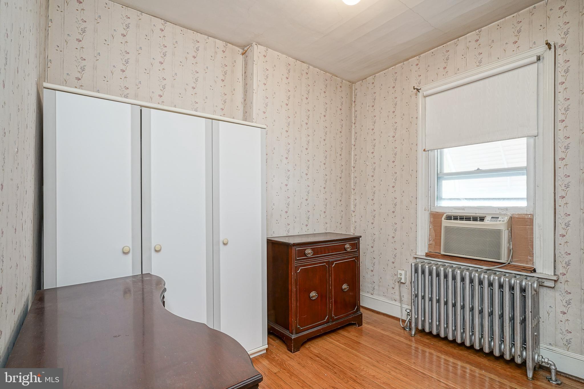 2522 S WARNOCK STREET