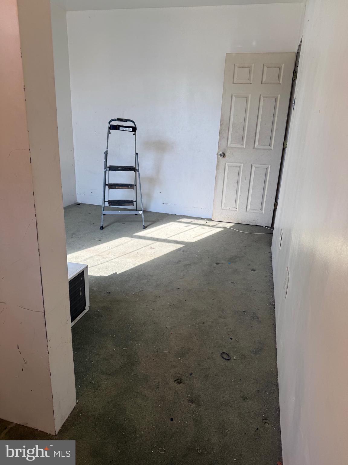 528 GREENWICH STREET