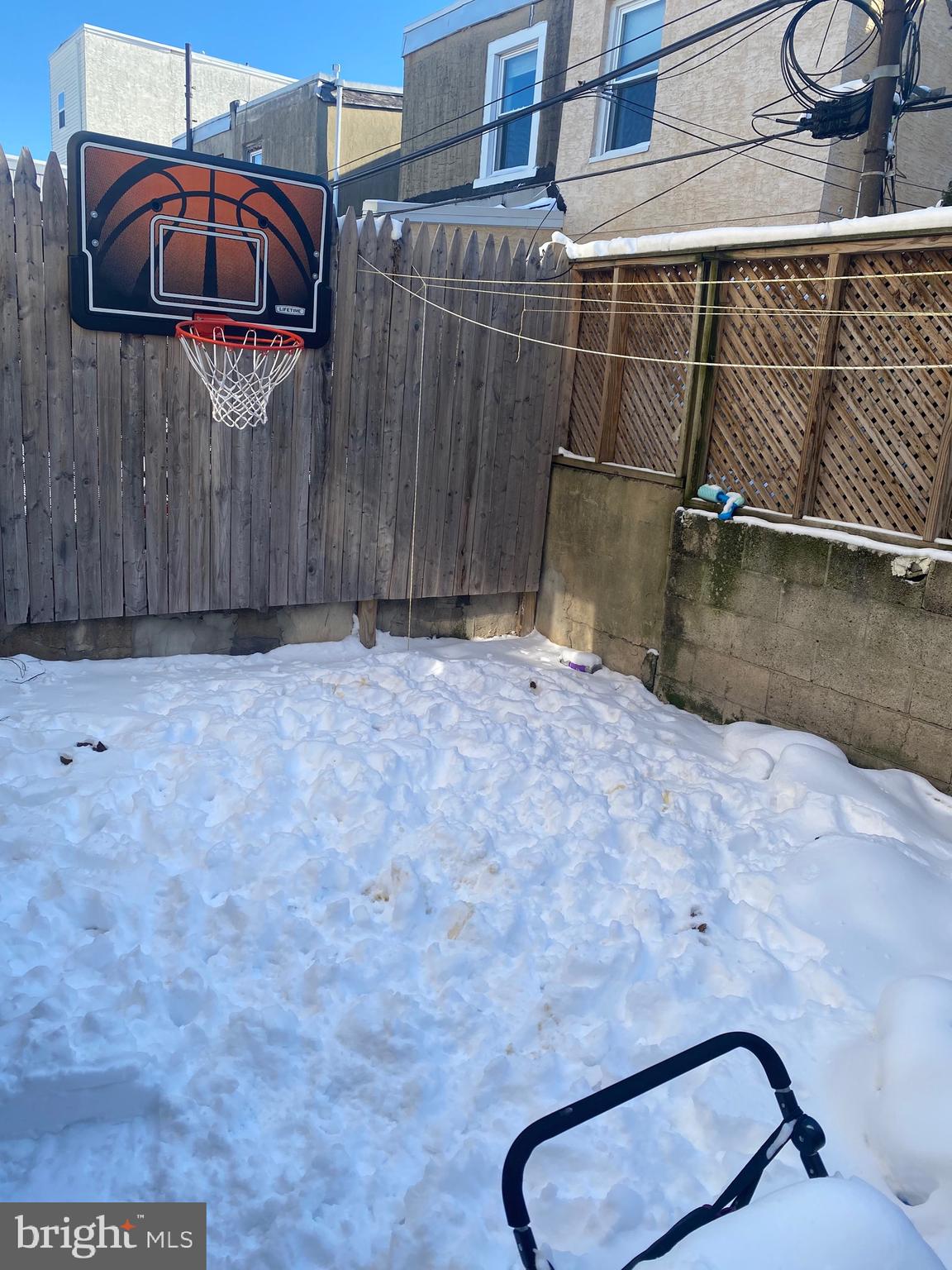 528 GREENWICH STREET