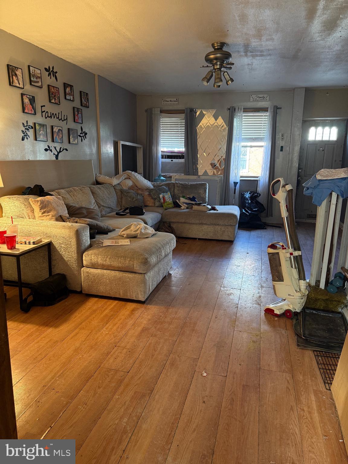 528 GREENWICH STREET