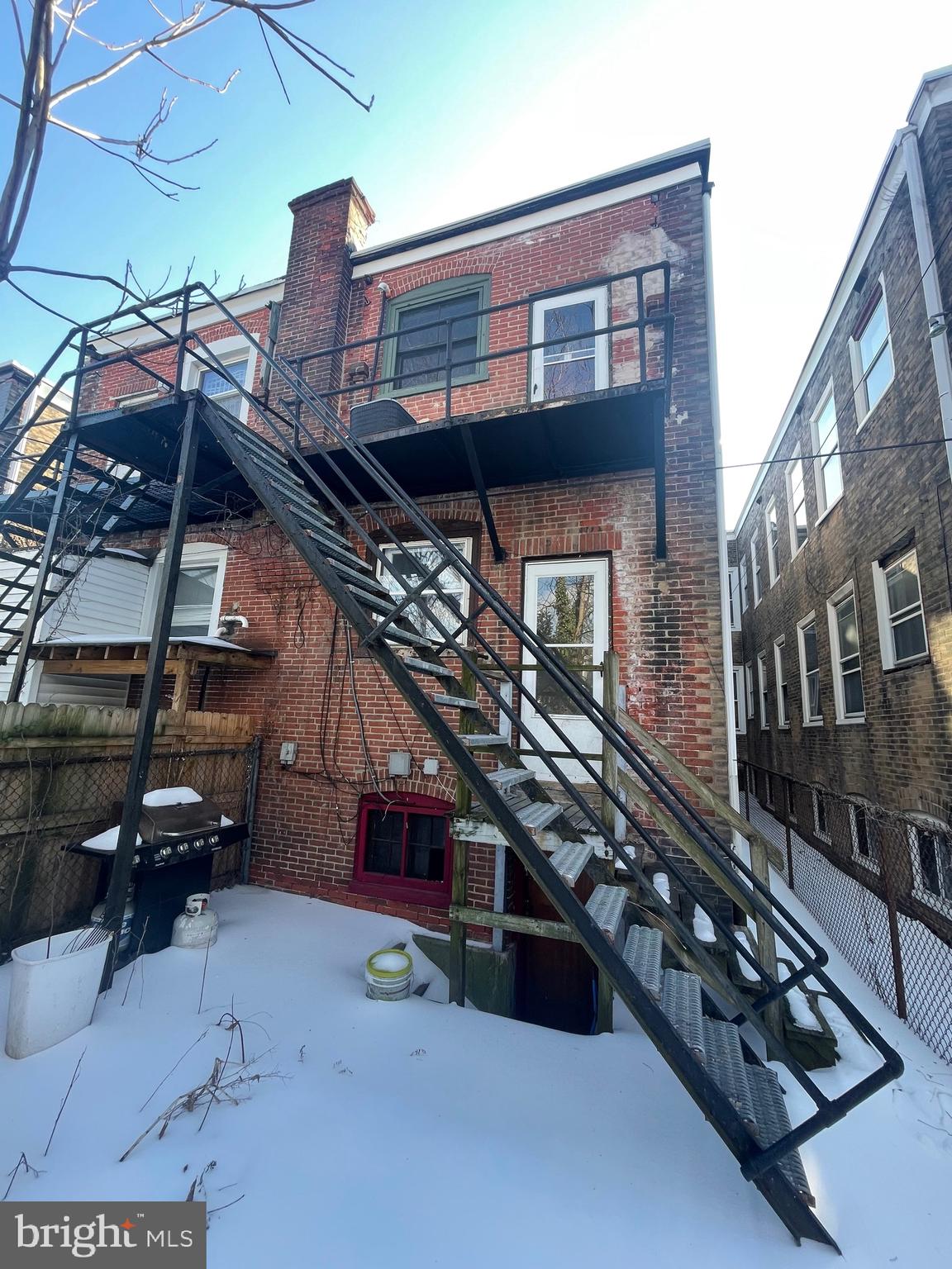 6015 CATHARINE STREET