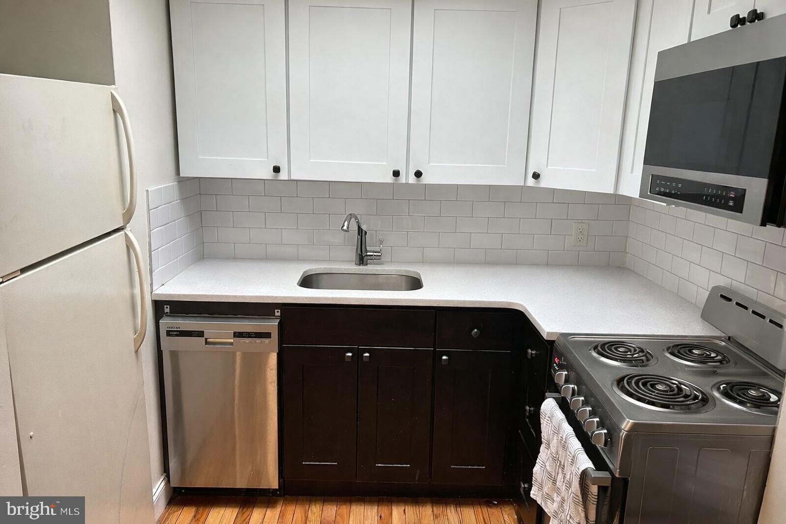 414 S 15TH STREET 3R