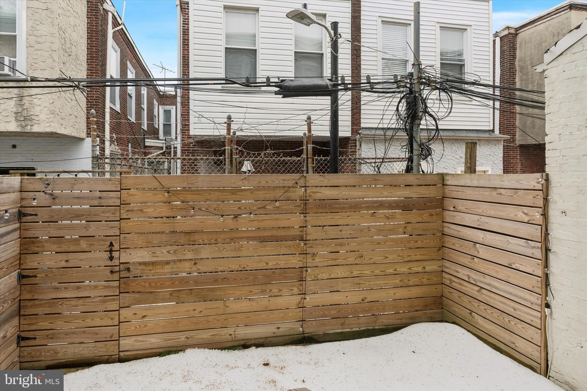 1623 N CORLIES STREET