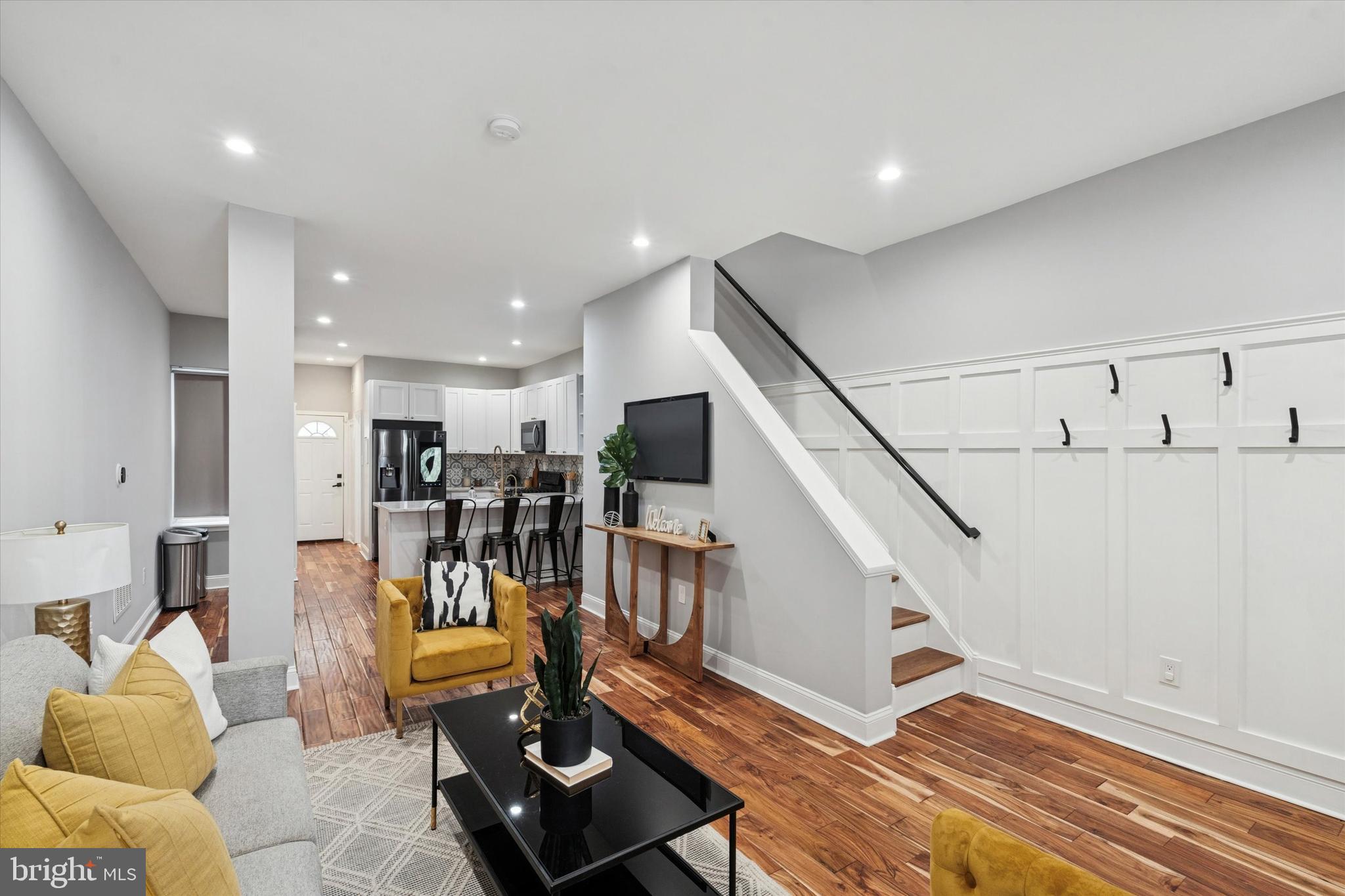 1623 N CORLIES STREET