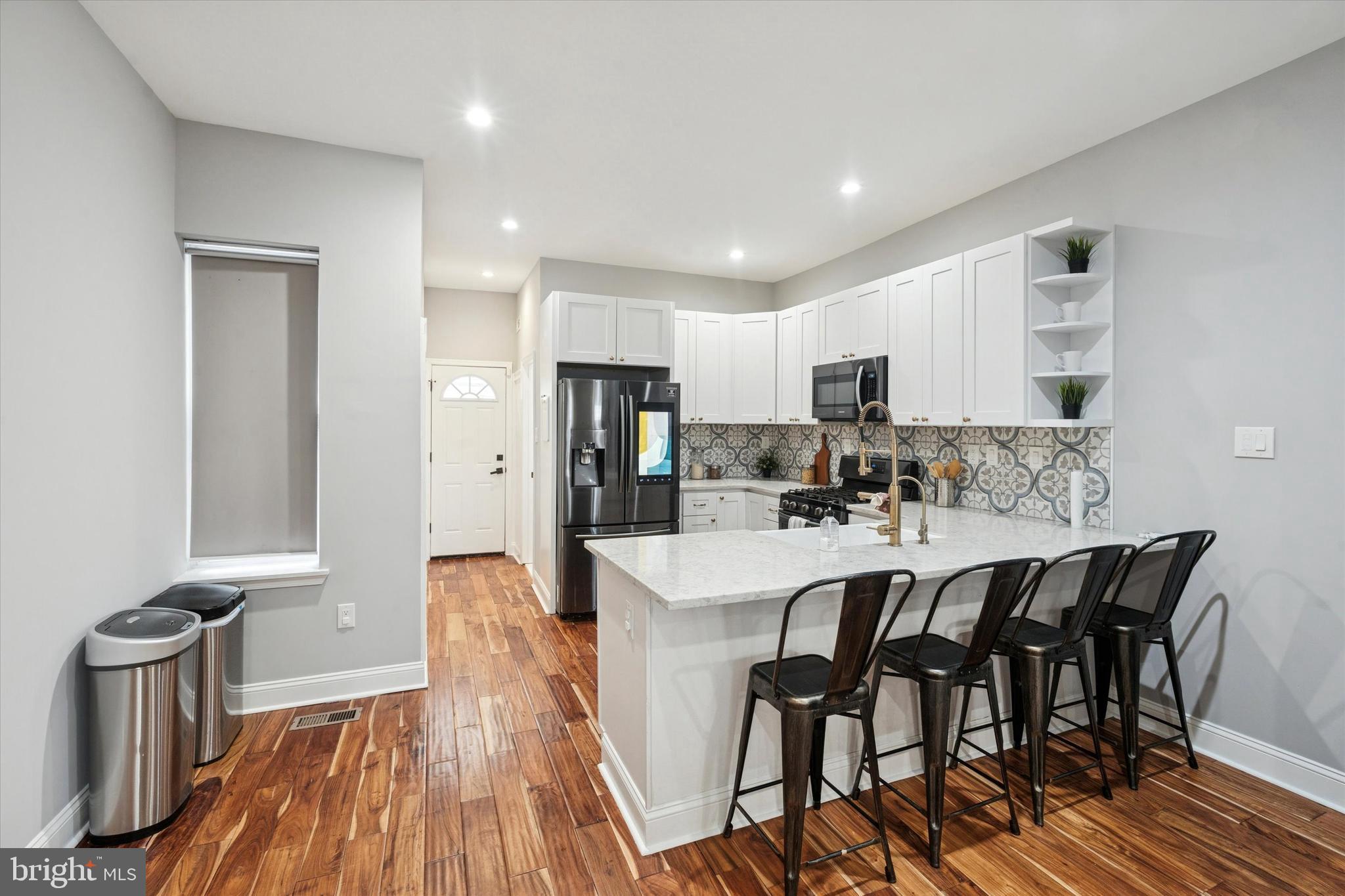 1623 N CORLIES STREET