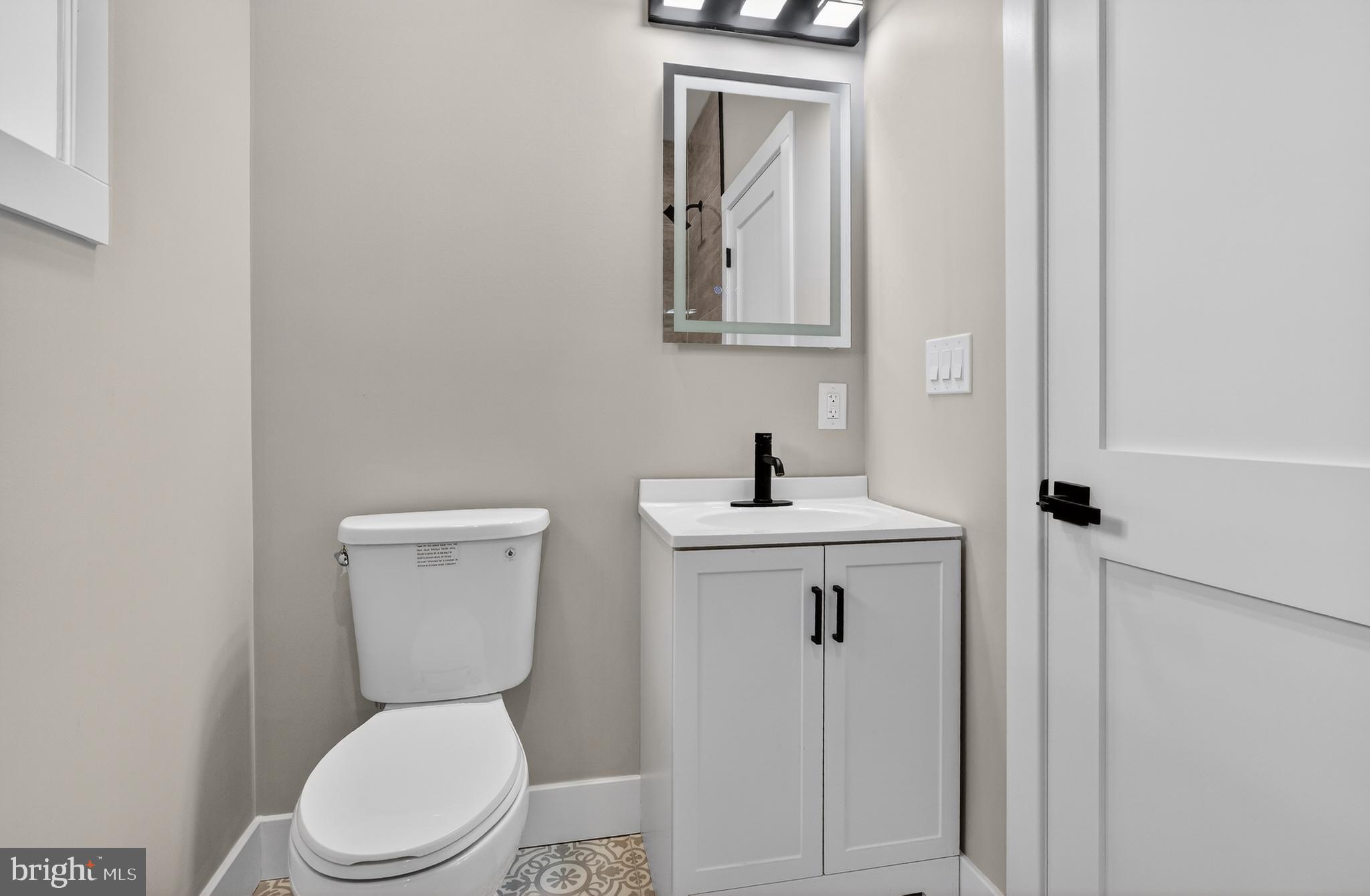 34 W SHARPNACK STREET