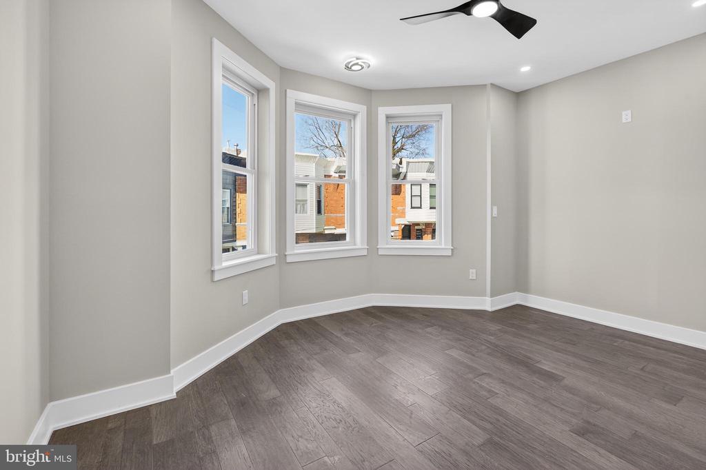 34 W SHARPNACK STREET