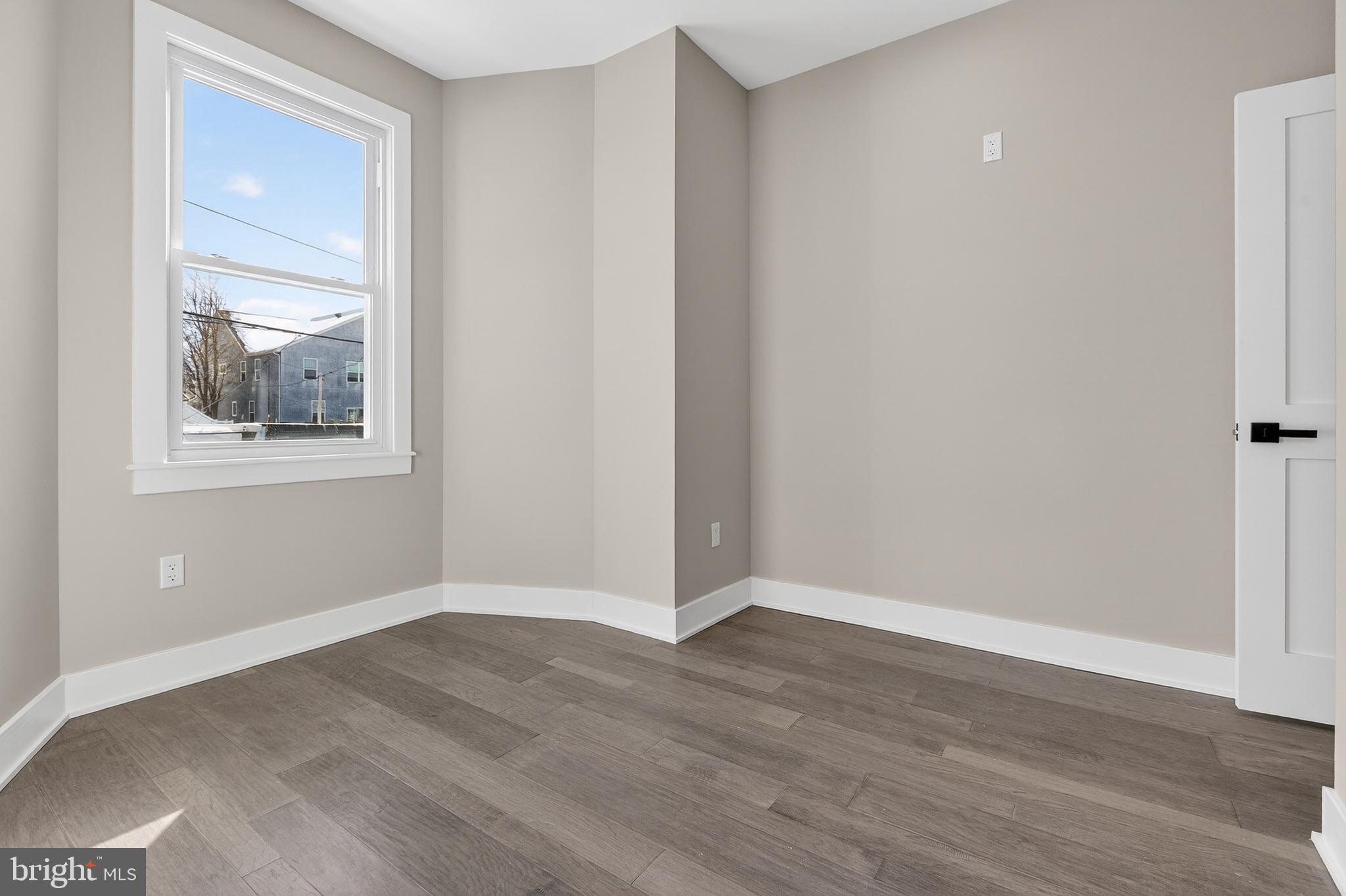 34 W SHARPNACK STREET