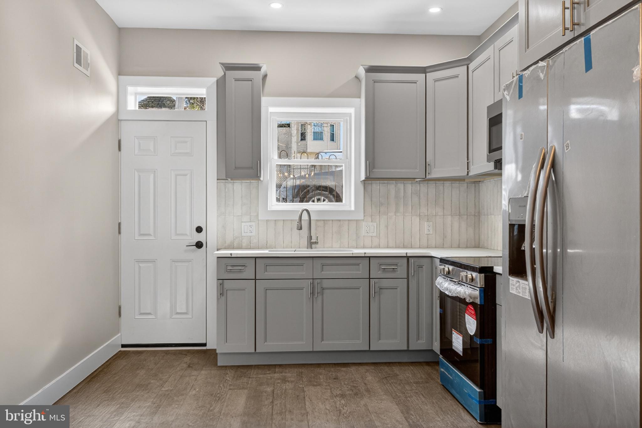 34 W SHARPNACK STREET