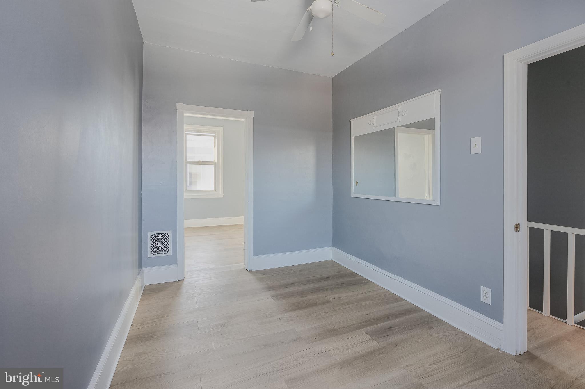 2661 N DOUGLAS STREET