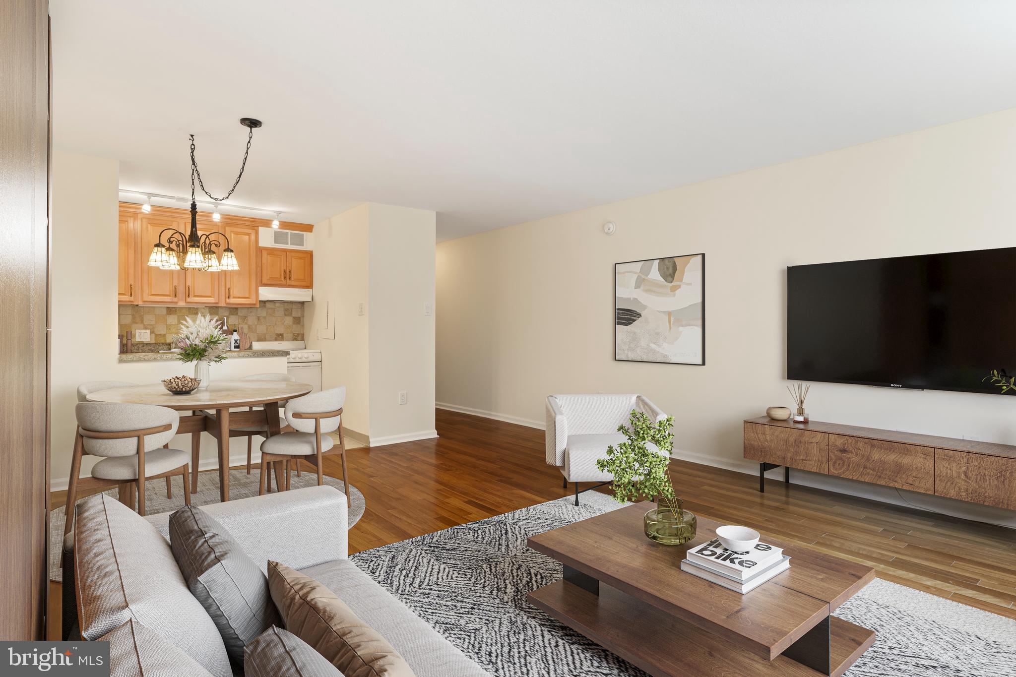 1901 JOHN F KENNEDY BOULEVARD 816