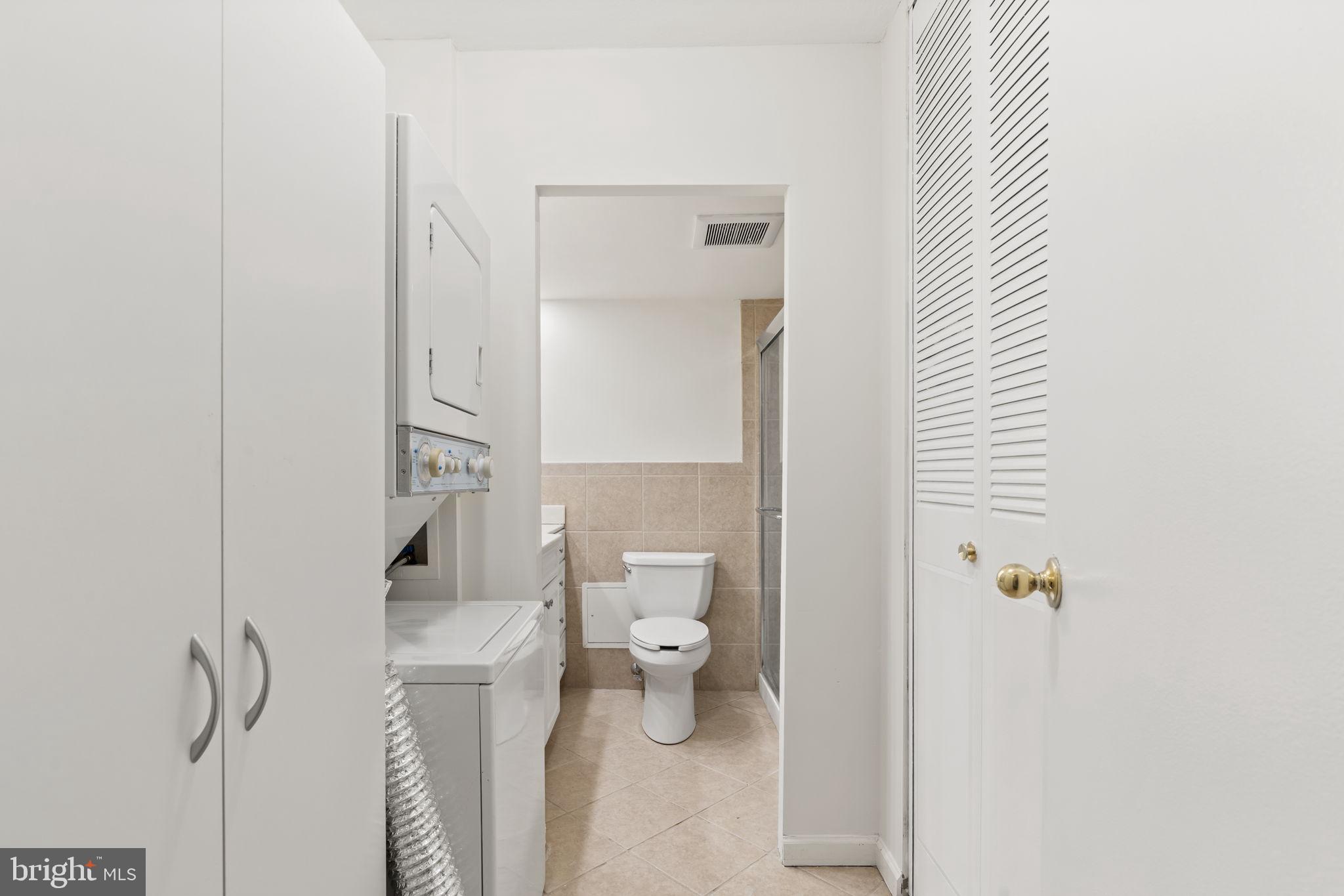 1901 JOHN F KENNEDY BOULEVARD 816