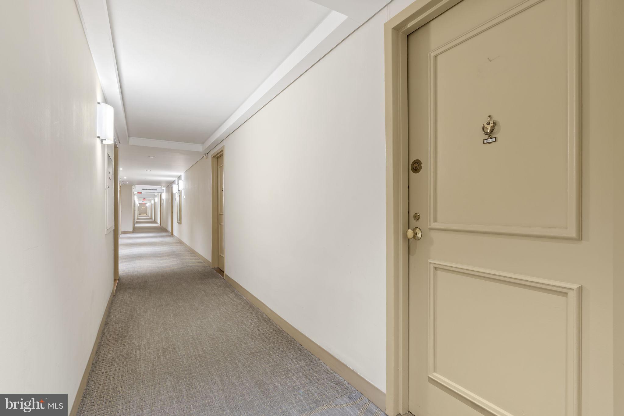 1901 JOHN F KENNEDY BOULEVARD 816