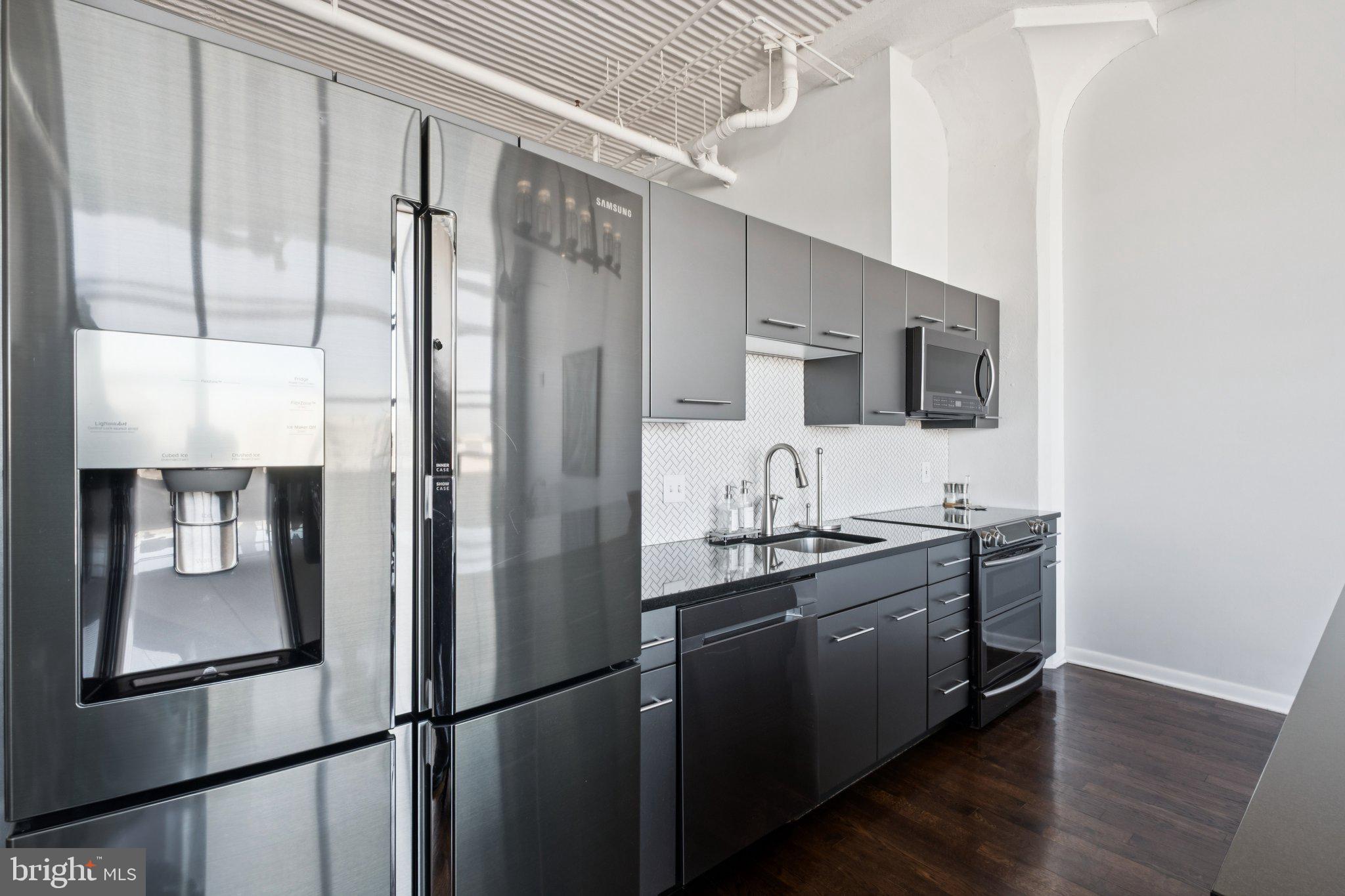 2200 ARCH STREET 902