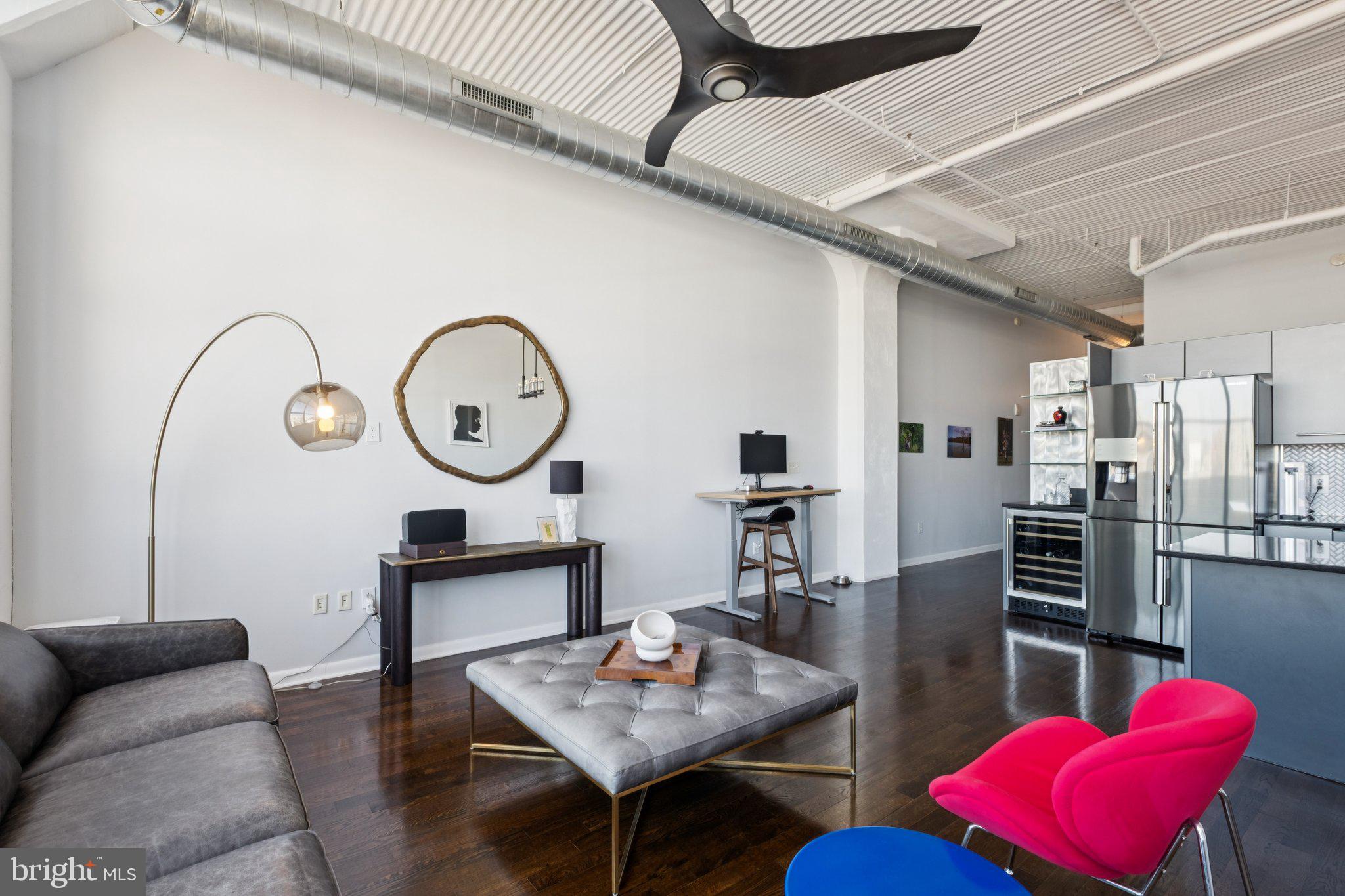 2200 ARCH STREET 902