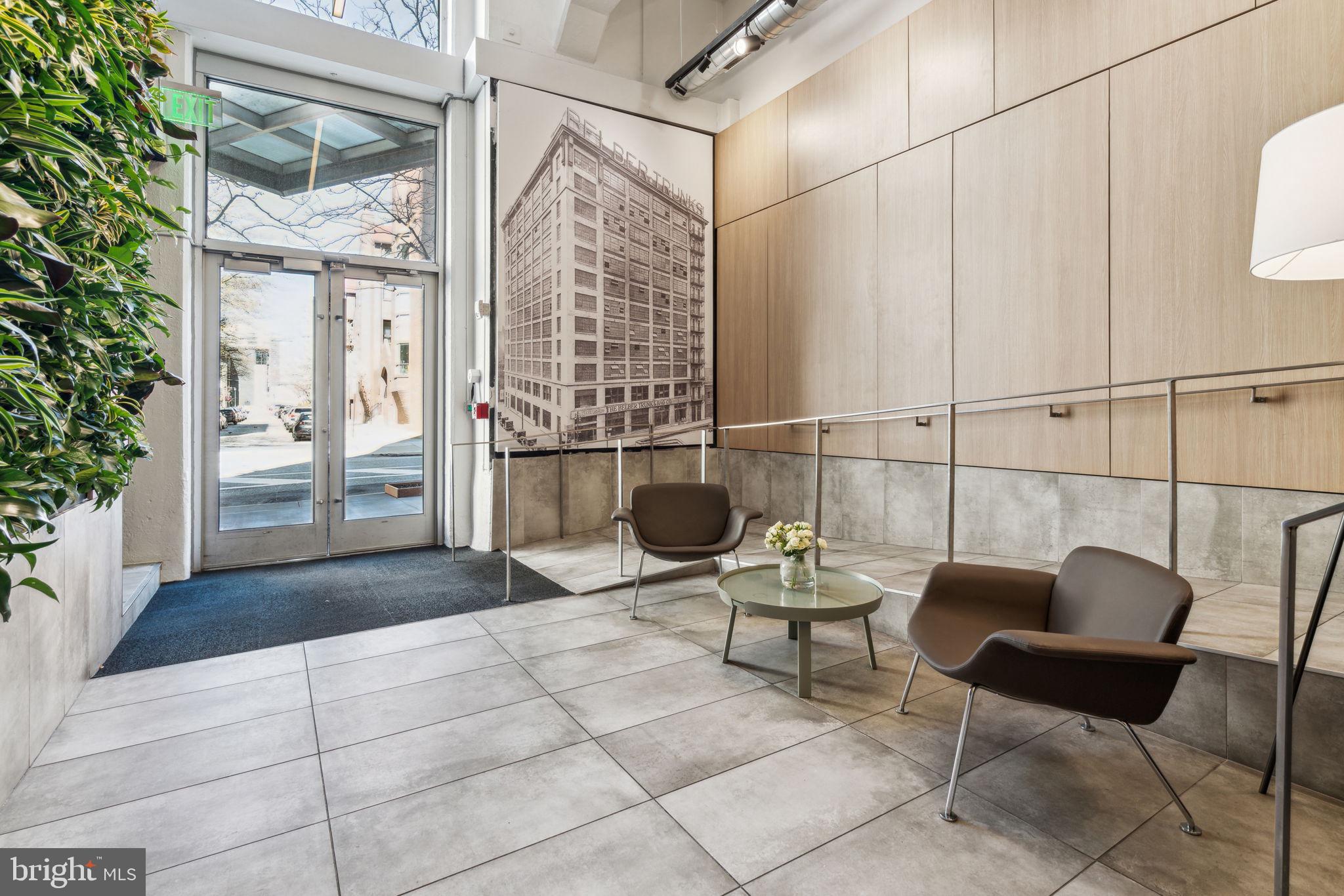 2200 ARCH STREET 902