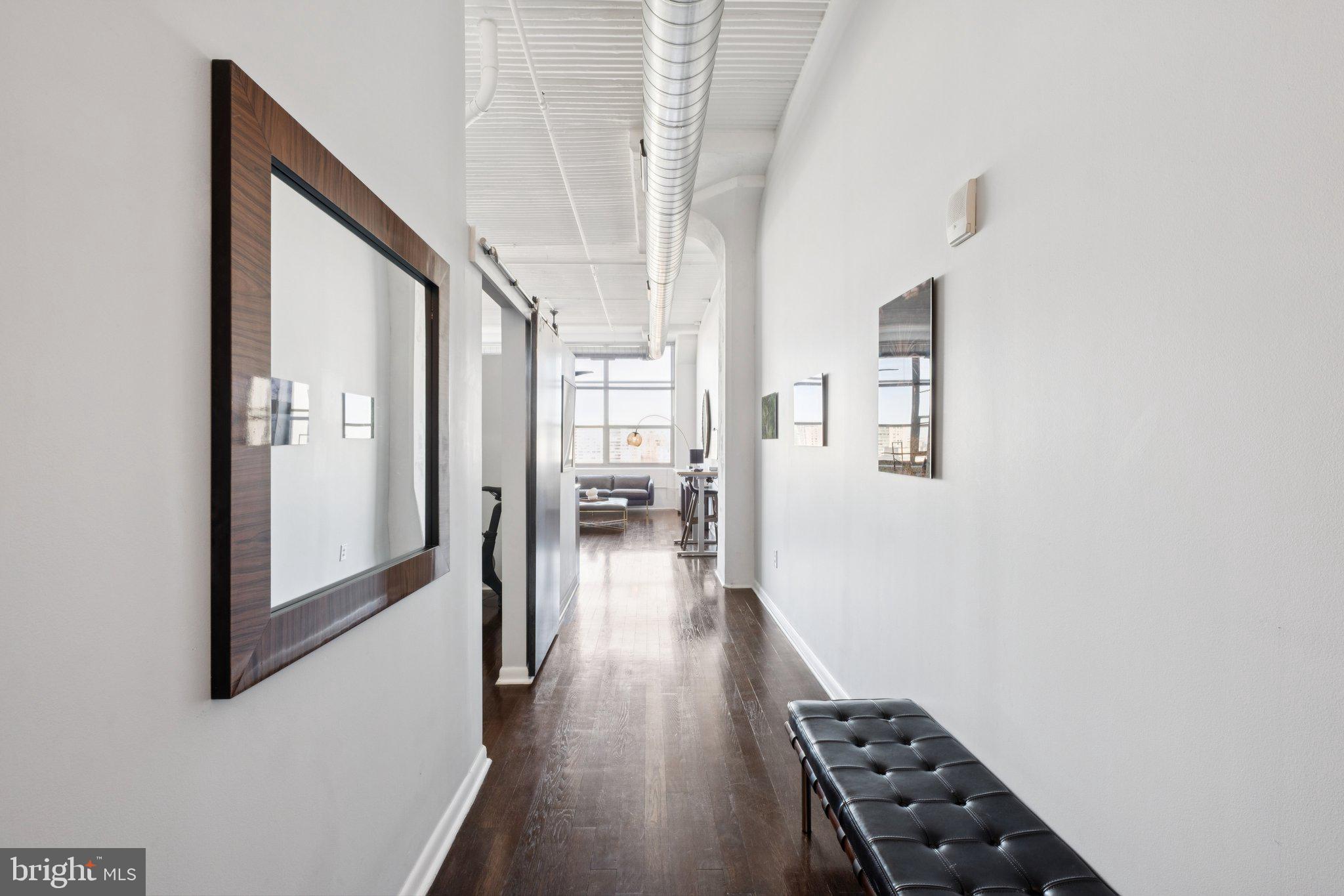 2200 ARCH STREET 902