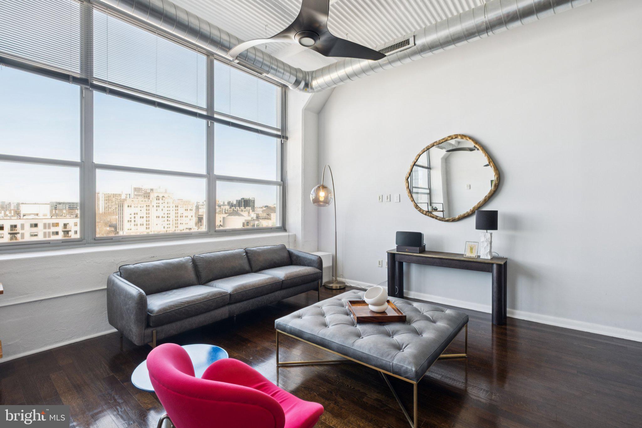 2200 ARCH STREET 902