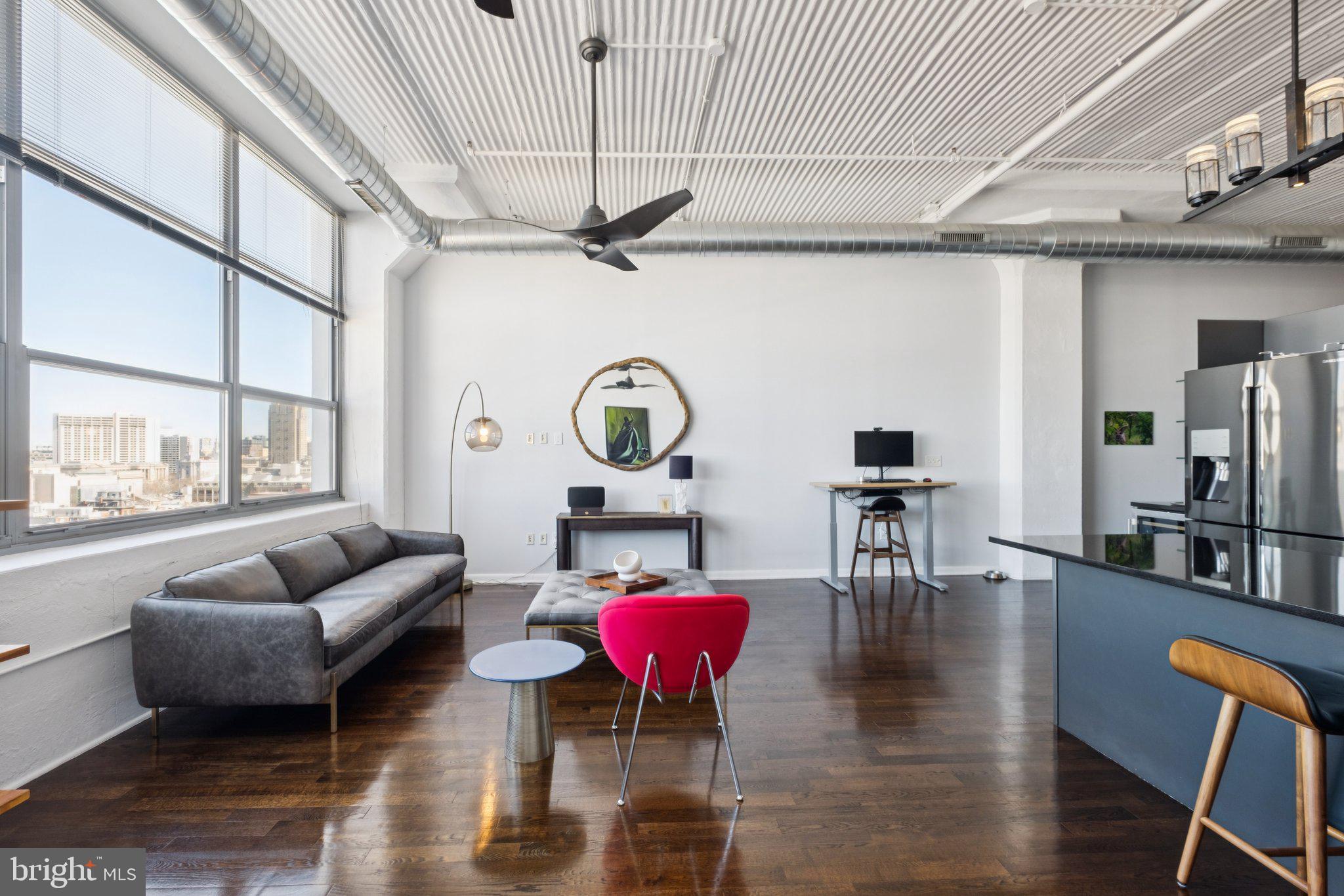 2200 ARCH STREET 902