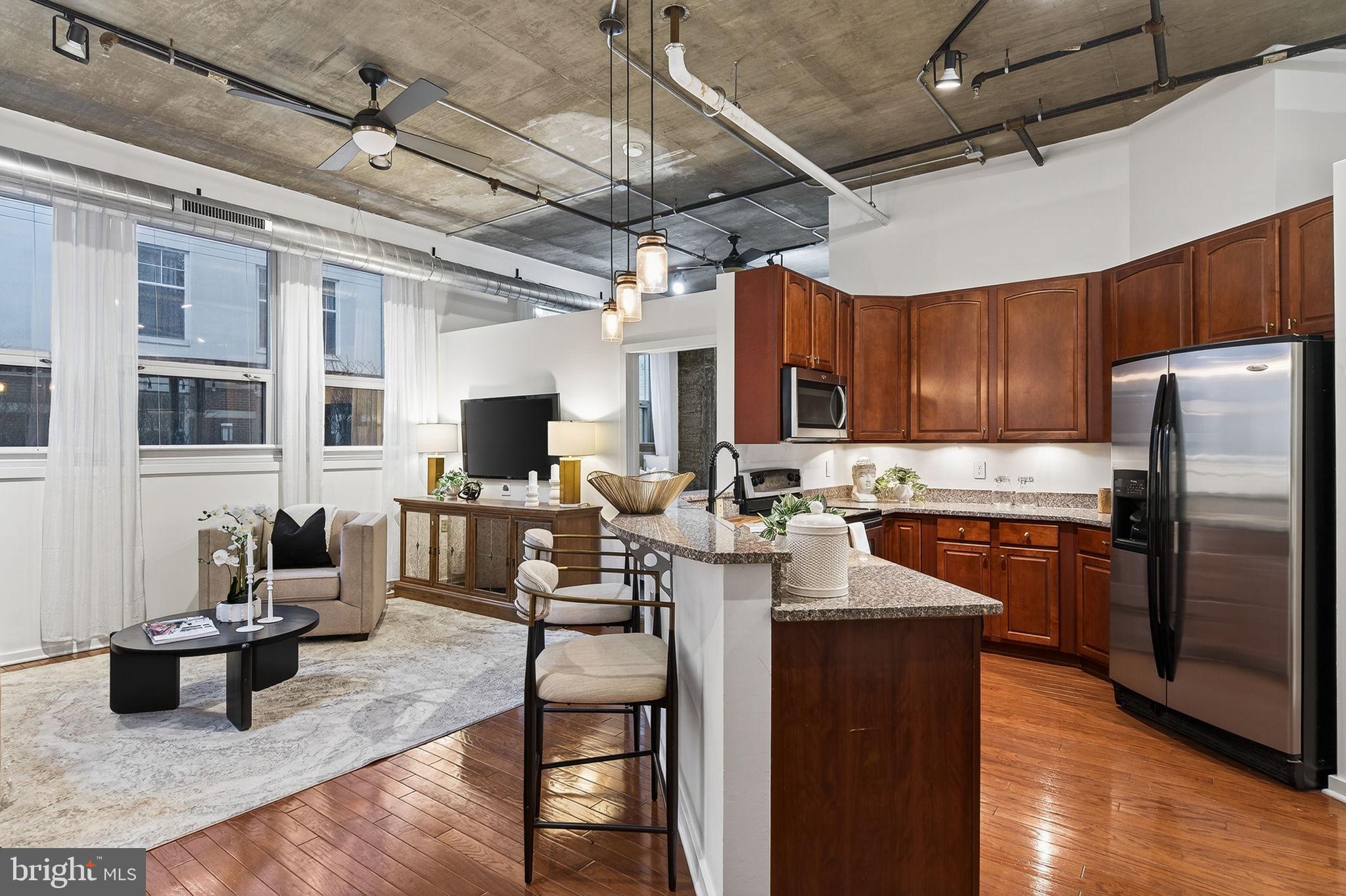 113 N BREAD STREET 3D1