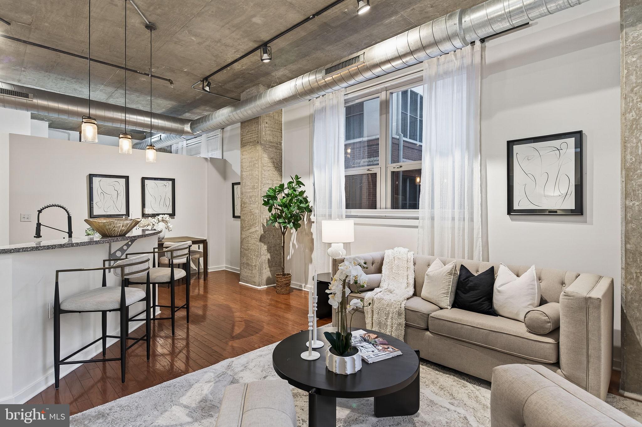 113 N BREAD STREET 3D1