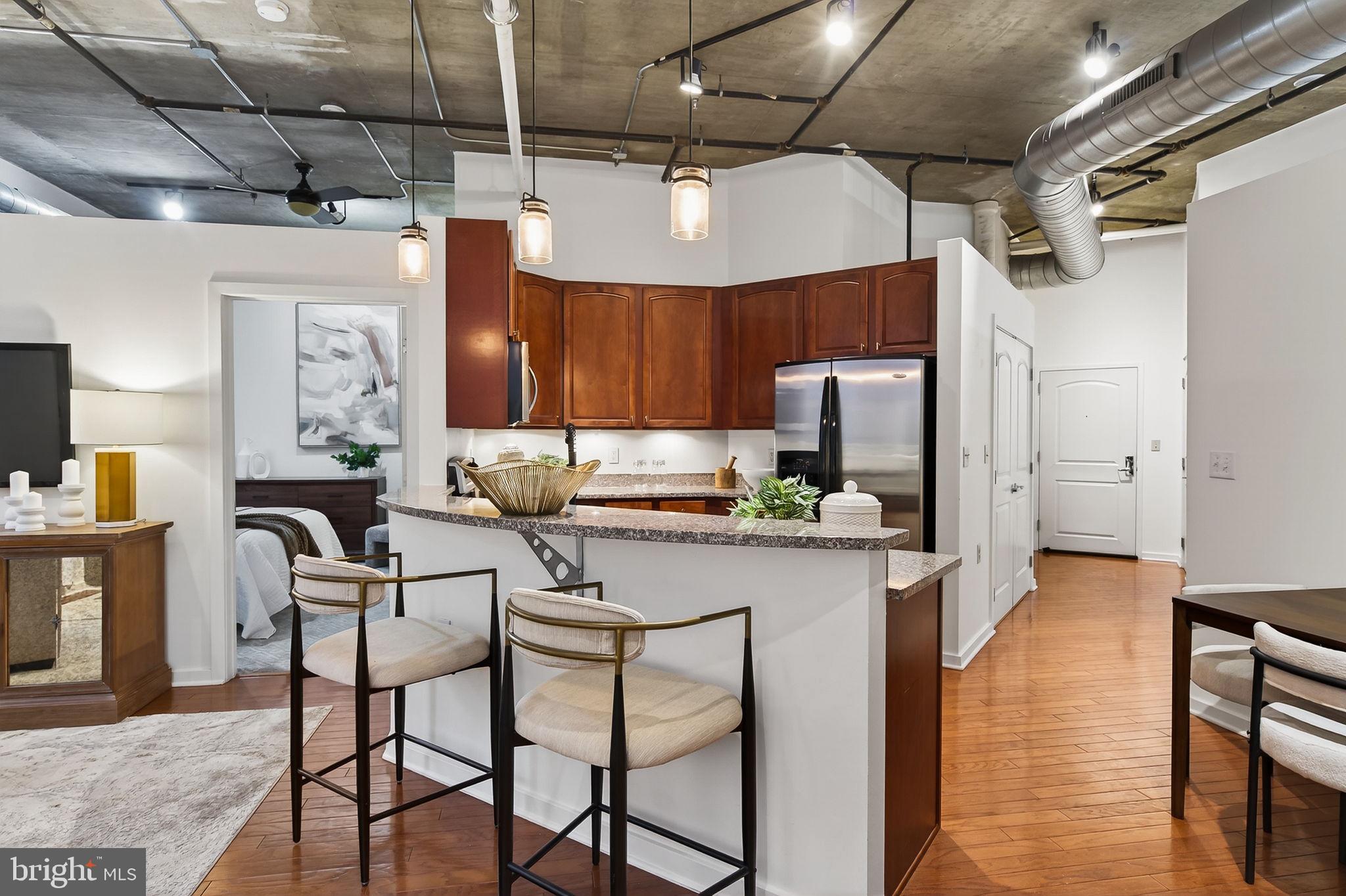 113 N BREAD STREET 3D1