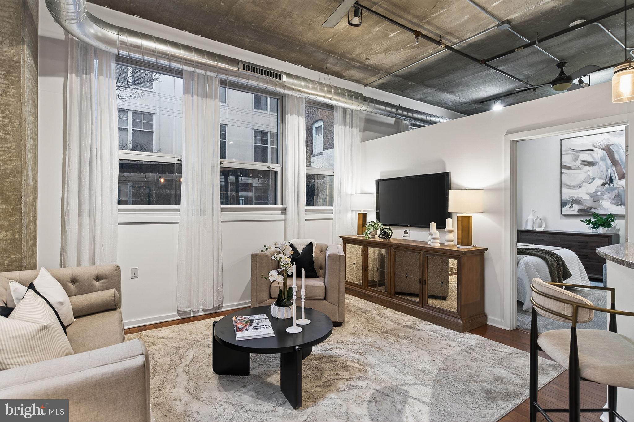 113 N BREAD STREET 3D1
