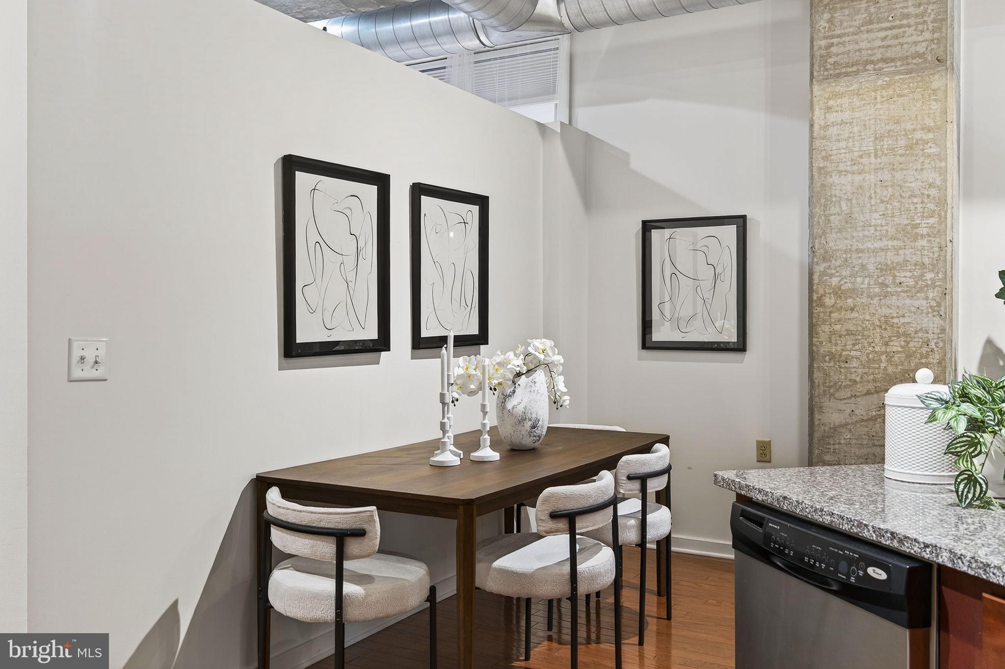 113 N BREAD STREET 3D1